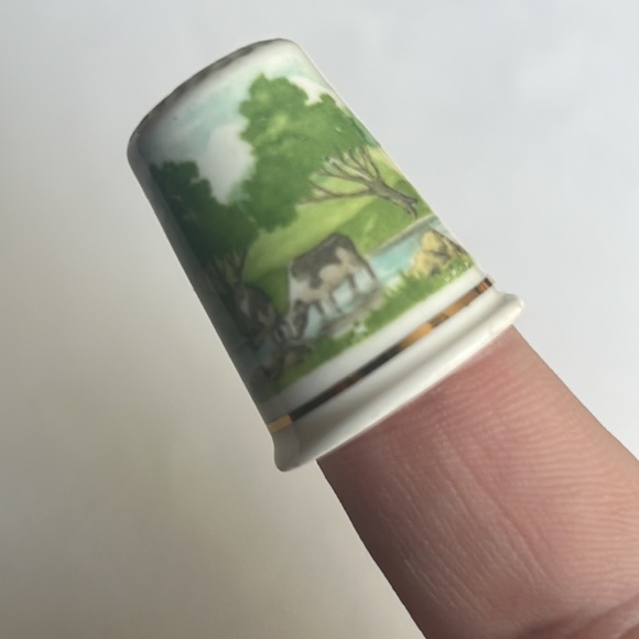 Vintage Welsh thimble - Picture 3 of 4